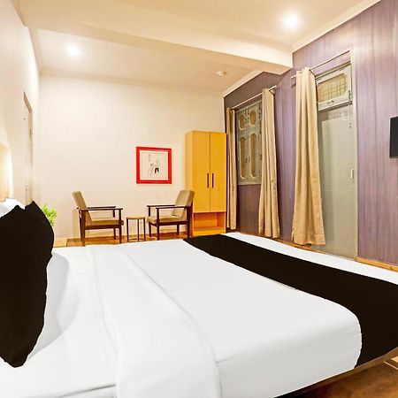 Super Townhouse Vijay Khand Gomti Nagar Lucknow Luaran gambar